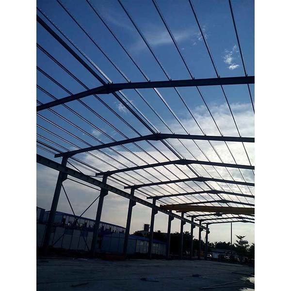 Lavori di costruzioni prefabbricate in acciaio e di costruzioni supportate da acciaio a forma di H