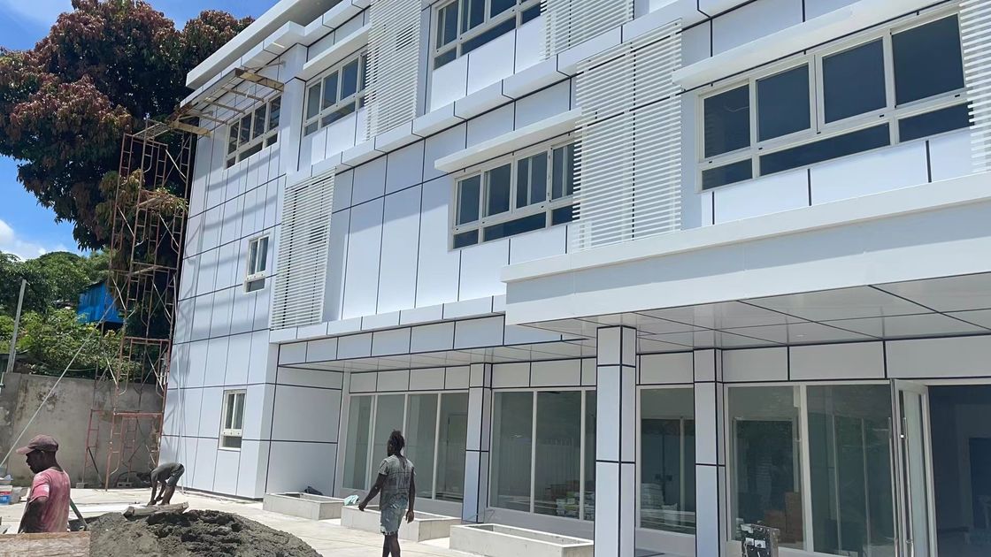Isolamento acustico tetto a pentagra villa a più piani casa in acciaio leggero per l'ospedale